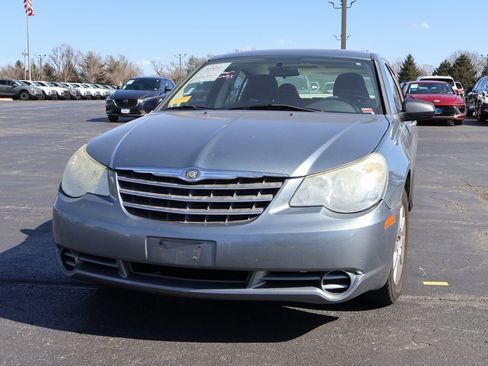 Used 2010 Chrysler Sebring Touring image 11