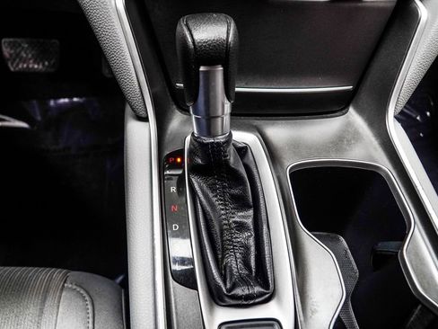 Used 2019 Honda Accord EX image 18