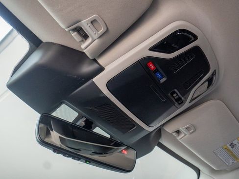 Used 2025 Subaru Outback Premium w/ Popular Package #1 image 14