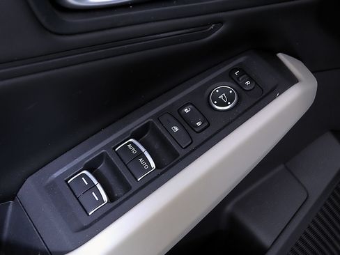 Used 2023 Honda Accord EX-L image 19