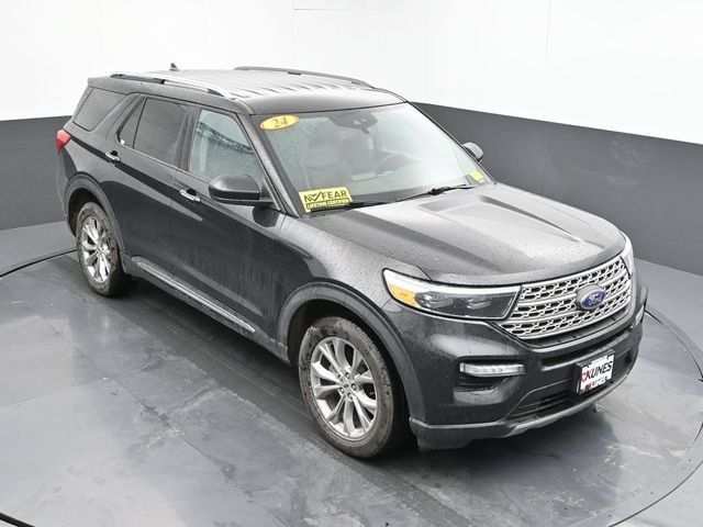 Used 2024 Ford Explorer Limited AWD/4WD image 16