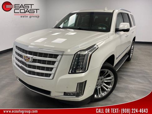Used 2017 Cadillac Escalade Luxury w/ LPO, Radiant Package AWD/4WD image 1