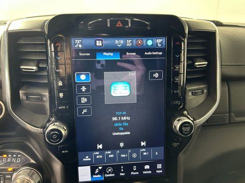 Used 2024 RAM 2500 Laramie w/ Night Edition image 24