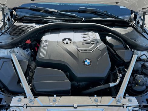 Used 2023 BMW 430i Convertible w/ M Sport Package image 32