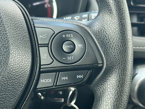 Certified 2023 Toyota RAV4 LE AWD/4WD image 39