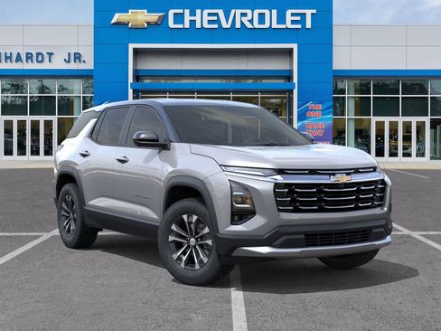 New 2026 Chevrolet Equinox LT w/ Safety and Technology Package FWD image 9