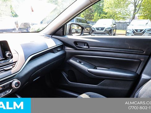Used 2023 Nissan Altima 2.5 S FWD image 34