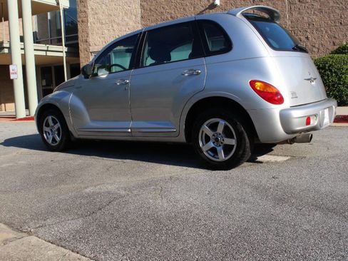 Used 2005 Chrysler PT Cruiser Touring image 4