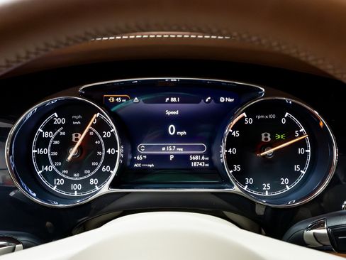 Used 2017 Bentley Mulsanne Speed image 10