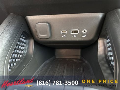 Used 2023 Chevrolet TrailBlazer LT image 37