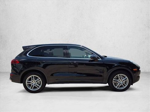 Used 2015 Porsche Cayenne S AWD/4WD image 4
