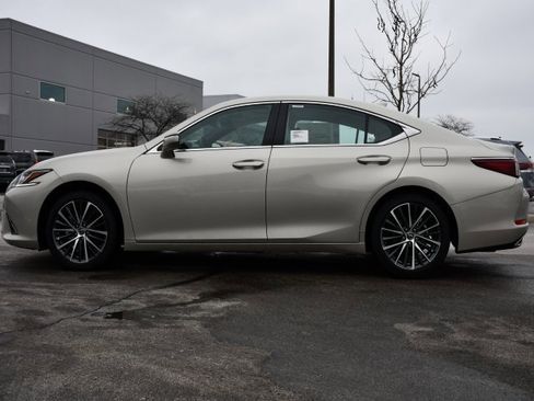 New 2025 Lexus ES 350 w/ Premium Package image 4