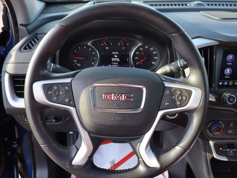 Used 2022 GMC Terrain SLT w/ Infotainment Package II AWD/4WD image 16