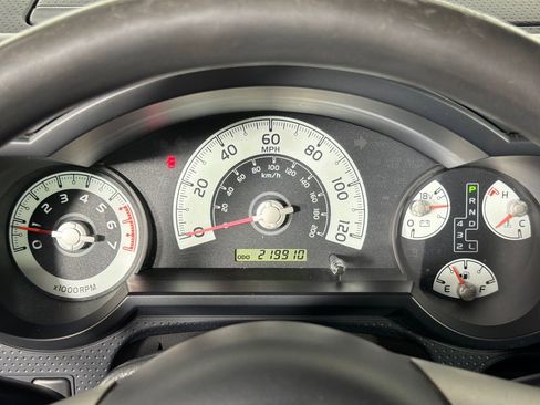 Used 2007 Toyota FJ Cruiser 4WD image 25