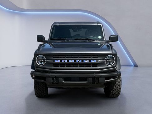Used 2022 Ford Bronco Black Diamond image 8