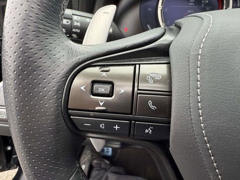 Used 2023 Lexus LC 500 Convertible image 21