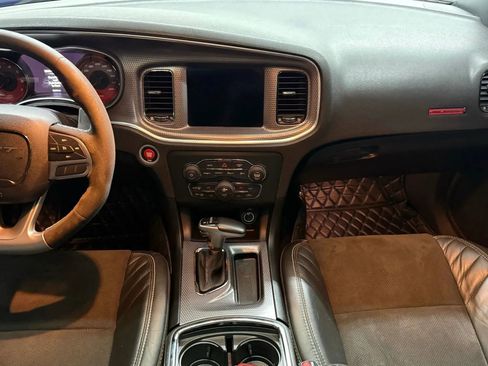 Used 2022 Dodge Charger SRT Hellcat w/ Harman/Kardon Audio Group image 24