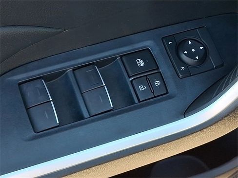 Used 2023 Toyota RAV4 XLE image 22