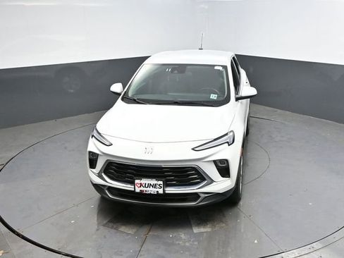 Used 2025 Buick Encore GX Preferred image 37