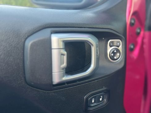 Used 2022 Jeep Wrangler Unlimited Rubicon 4xe w/ Safety Group image 10