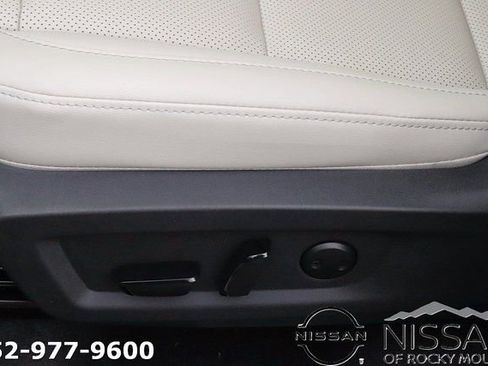 New 2026 Nissan Murano SL AWD/4WD image 18