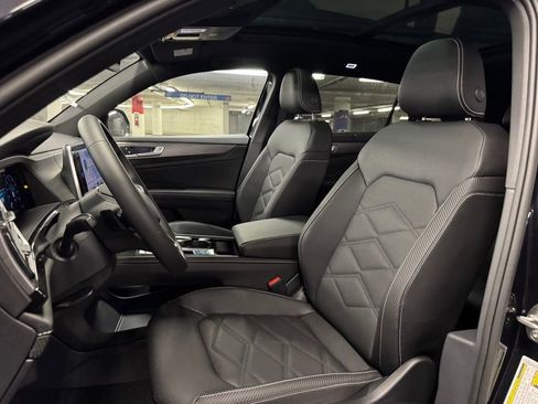 New 2026 Volkswagen Atlas Cross Sport SE image 19