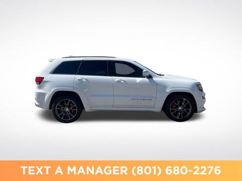 Used 2015 Jeep Grand Cherokee SRT w/ Luxury Group II AWD/4WD image 6