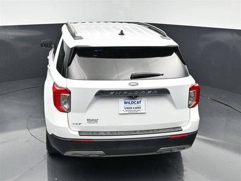 Used 2021 Ford Explorer XLT w/ Equipment Group 202A RWD image 25