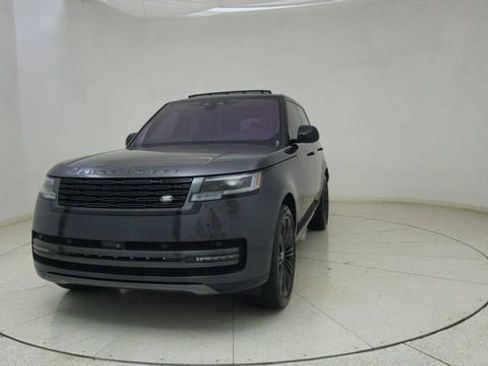 Used 2023 Land Rover Range Rover SE image 65