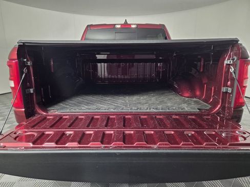 Used 2025 RAM 1500 Laramie RWD image 27