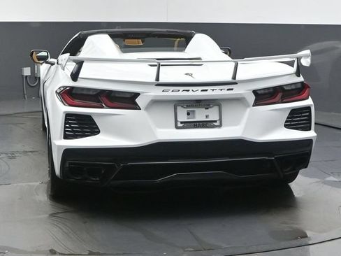 Used 2025 Chevrolet Corvette Stingray Preferred Conv w/ Z51 Performance Package RWD image 36