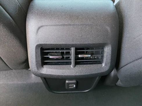 Used 2019 Chevrolet Equinox LT image 14