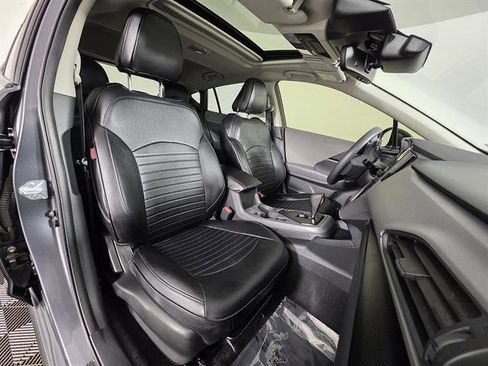 Used 2024 Subaru Crosstrek 2.0i Premium AWD/4WD image 14