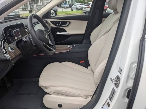 Certified 2025 Mercedes-Benz E 350 4MATIC Sedan image 14