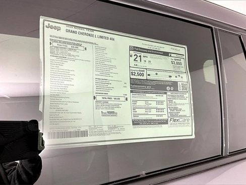 New 2025 Jeep Grand Cherokee L Limited w/ Black Appearance Package image 13