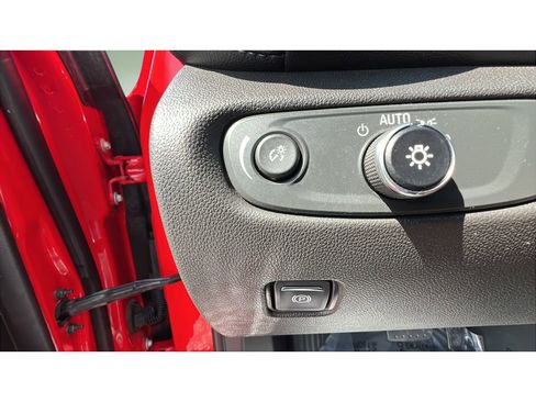 Certified 2019 Chevrolet Blazer LT image 23