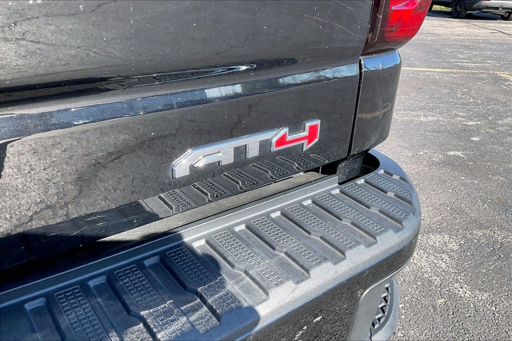 Used 2022 GMC Sierra 1500 AT4 w/ AT4 Premium Package AWD/4WD image 28