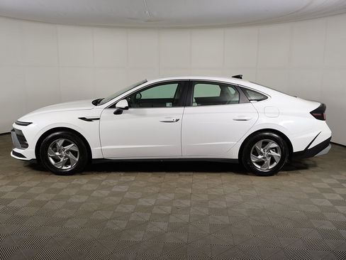 Certified 2025 Hyundai Sonata SE image 11