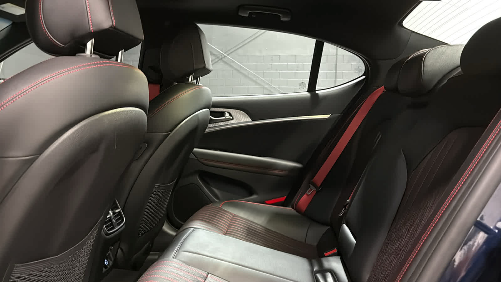 Used 2023 Genesis G70 2.0T w/ Sport Prestige Package AWD/4WD image 21