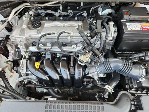 Used 2022 Toyota Corolla LE FWD image 18