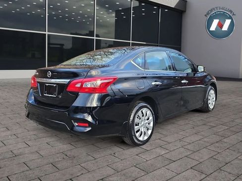 Used 2019 Nissan Sentra S image 5