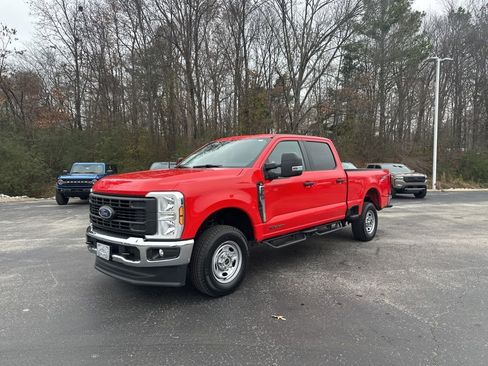 Used 2024 Ford F250 XL w/ XL Chrome Package image 7