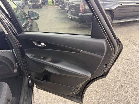 Used 2018 Kia Sorento L image 18