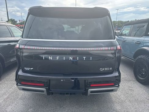 Used 2025 INFINITI QX80 Sensory AWD/4WD image 8