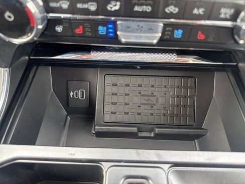 New 2025 Ford F150 Lariat w/ Equipment Group 502A High image 39