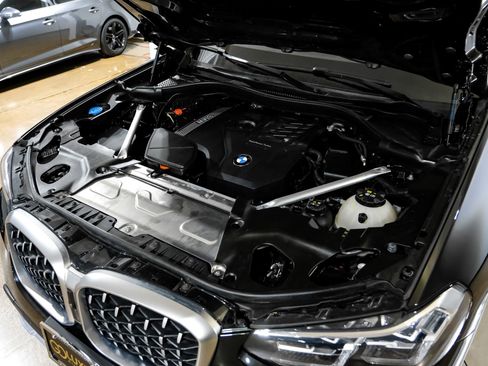 Used 2024 BMW X4 xDrive30i image 53