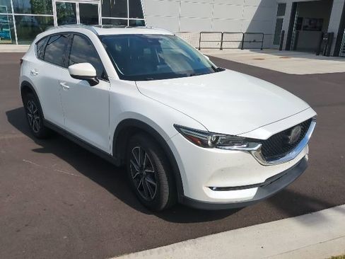 Used 2017 MAZDA CX-5 Grand Touring image 3