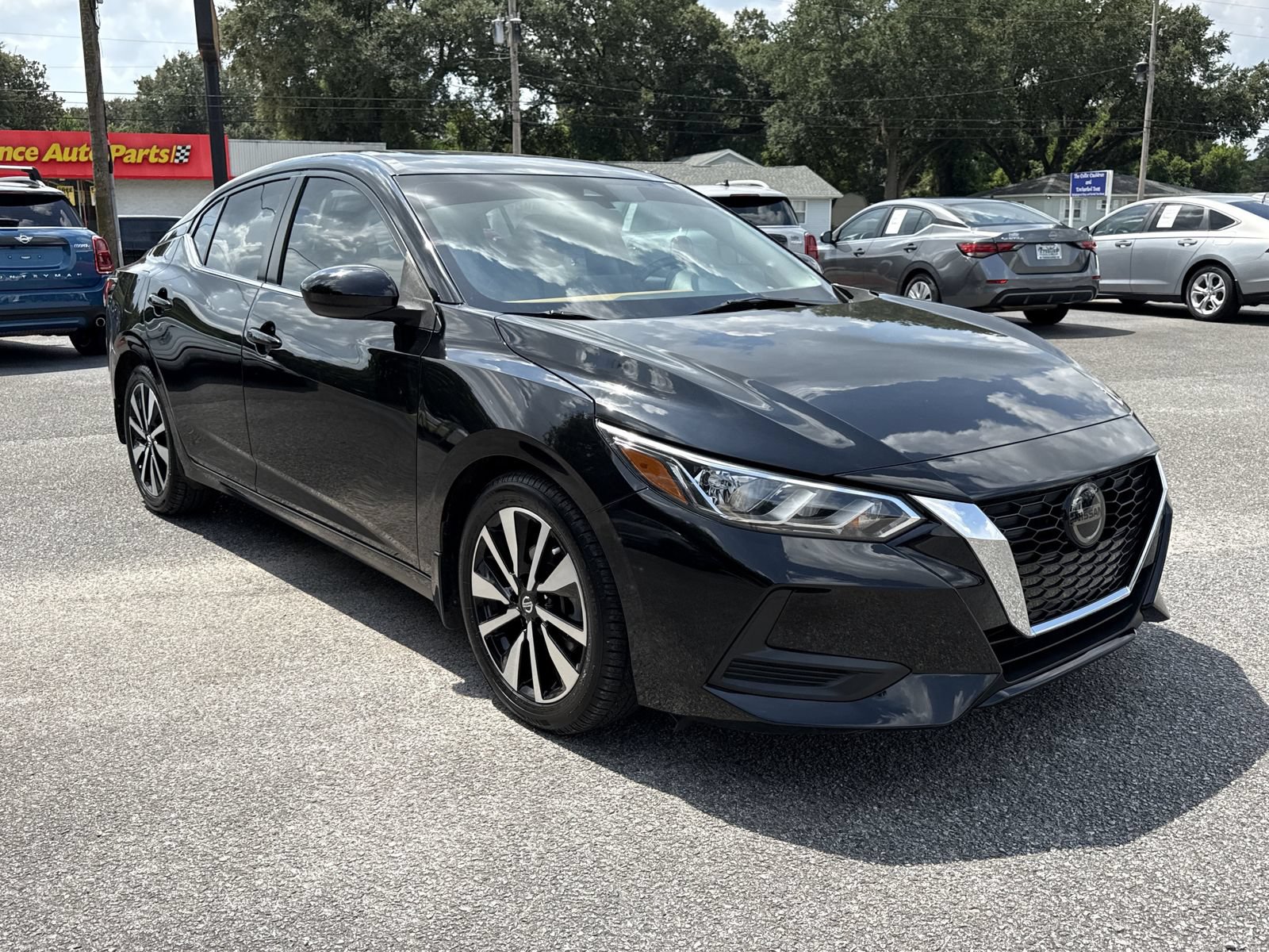 Used 2023 Nissan Sentra SV w/ SV Premium Package FWD image 7