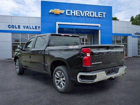 New 2026 Chevrolet Silverado 1500 LT image 3