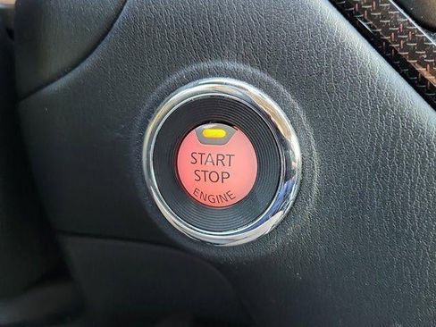 Used 2020 Nissan Pathfinder SL image 22